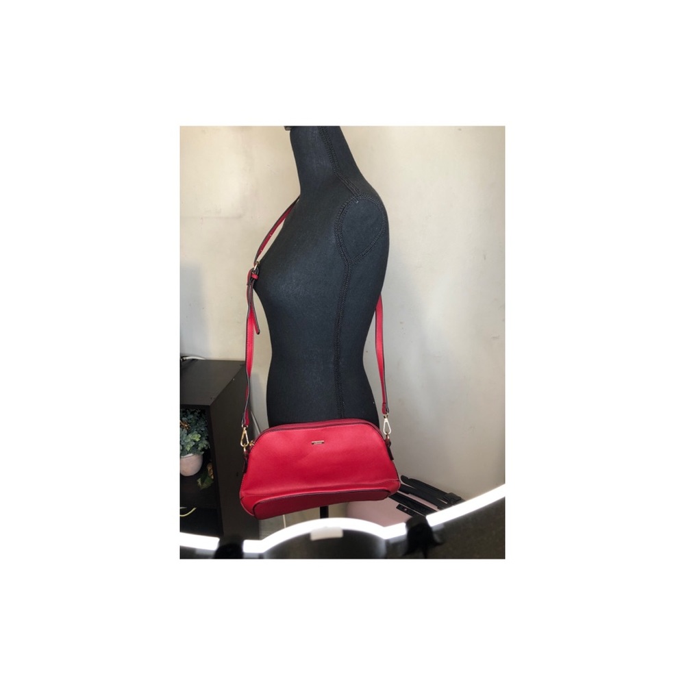 Red bag - Picture 4 of 6